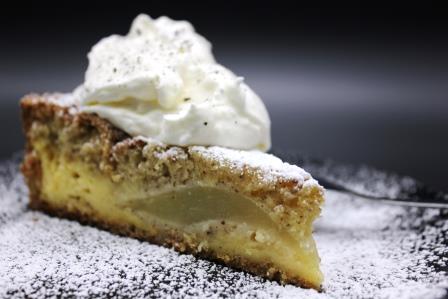 Birnenkuchen Rezept – Saftiger Kuchen mit frischen Birnen und Quark