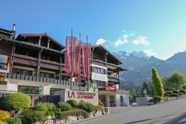 Reisen mit Kindern, Übergossene Alm, Urlaub in den Bergen, Urlaub mit Kindern, Hochkönig, Salzburgerland, Wellnesshotel, Wellnesshotel mit Kinderbetreuung, Kinderhotel, Familienhotel in den Bergen, Wellnesshotel mit Schwimmteich