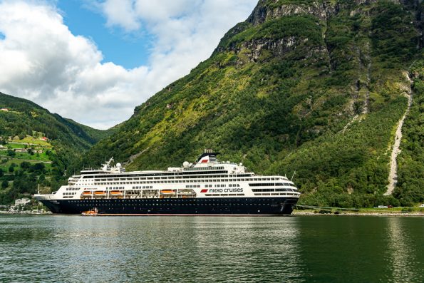 Nicko-Cruises_Vasco-da-Gama_Familienabenteuer_auf_hoher_See_Norwegen_Kreuzfahrt-mit-Kindern