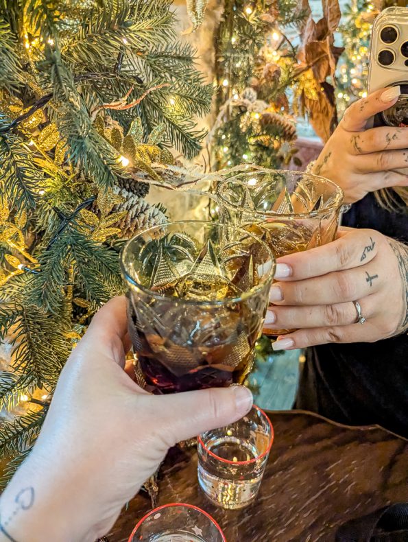 Athen-Girls-Trip-Unsere-Blind-Booking-Reise-mit-Blookery_Freundinnen in Athen - mit der Freundin unterwegs - Athen - Akropolis - Plaka - Anafiotika