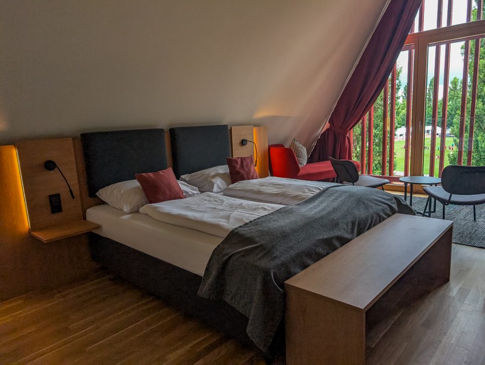 Bregenz mit Kindern erleben - Tipps und Ausflüge rund um das Jufa Hotel am Bodensee - Jufa Hotel Breganz Zimmer mit Aussicht