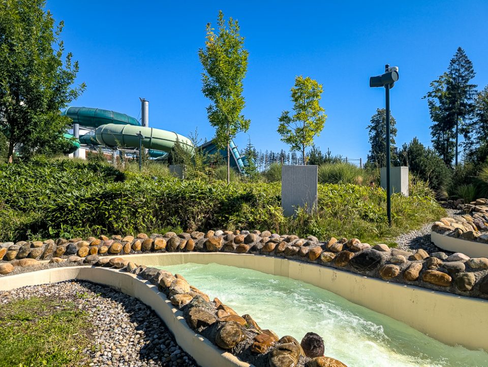 Center Parcs Allgäu mit Kindern, unser Erfahrungsbericht für Familien - Aqua Mundo Center Parcs Allgäu Wildwasserbahn