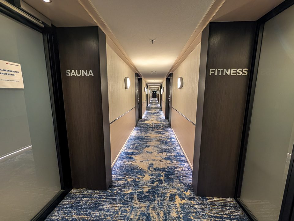 Wellnessbereich mit Sauna und Fitness an Bord der Nicko VISION auf der Donau