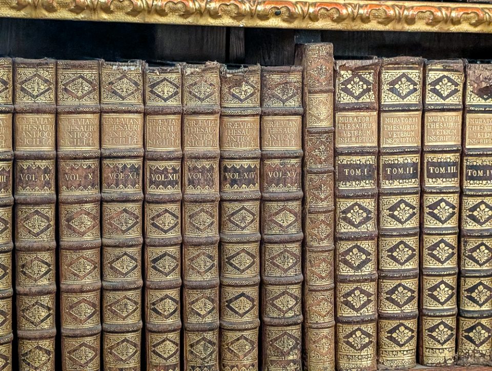 Innenräume des Stifts Melk mit barocker Architektur