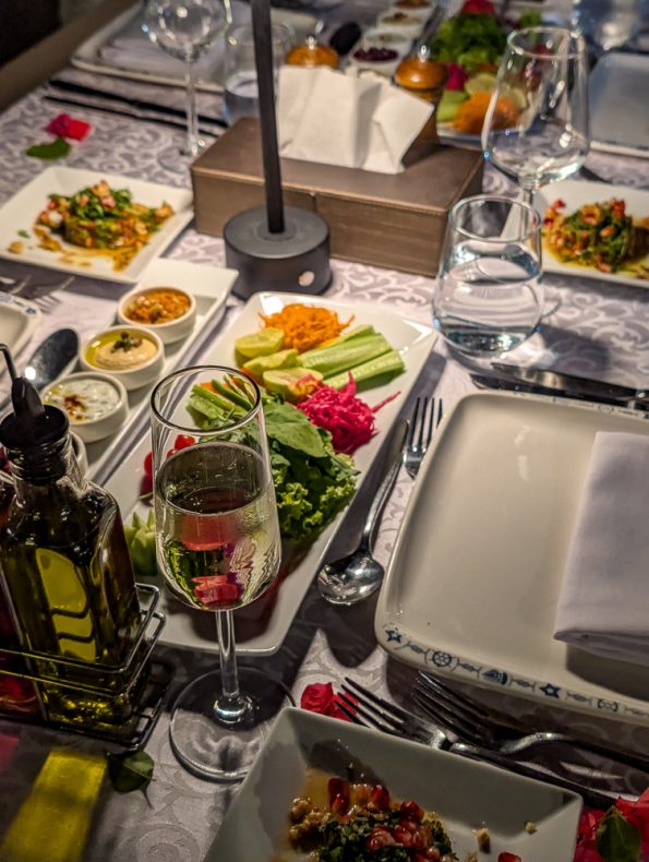 Rixos Radamis Sharm El Sheikh - Unser 4-Tage-Erlebnis zu zweit - Abendessen im The Mangal