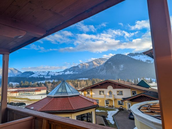 Ausblick aus unserem Zimmer im Hotel Seehof in Walchsee, Kaiserwinkl Winterurlaub
