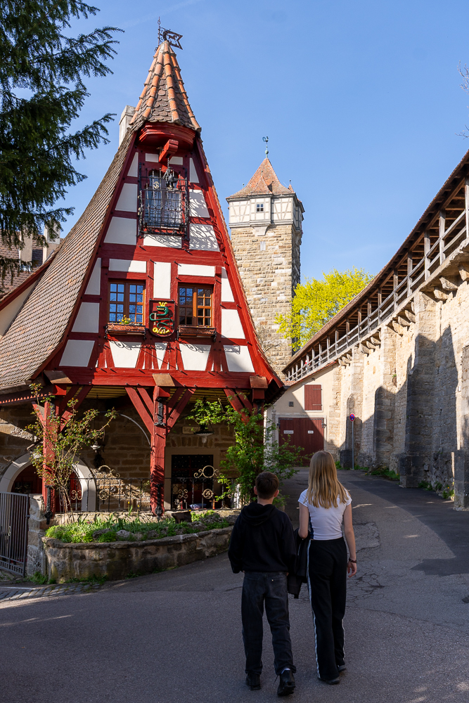 Fachwerkhaus an der Stadtmauer in Rothenburg