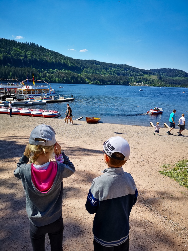 Kinder am Titisee, Strand am Titisee
