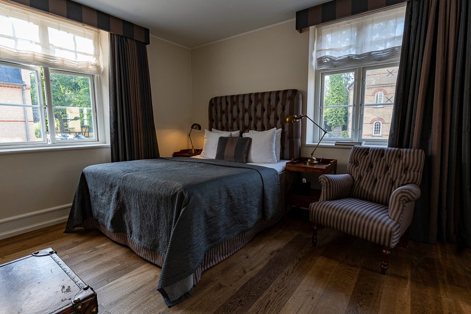 Hotelzimmer im Nebengebäude des Kokkedal Schloss bei Kopenhagen