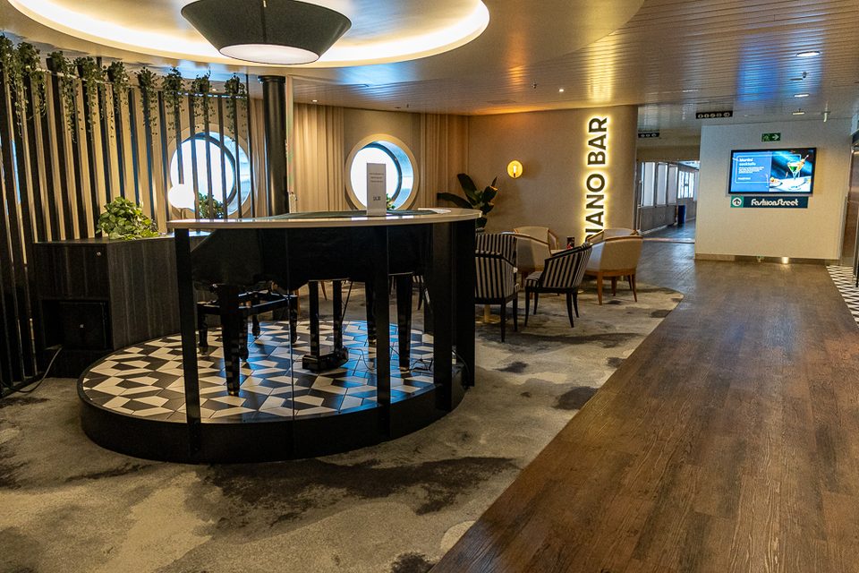 Piano Bar Tallink Silja Baltic Prinzess